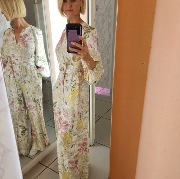 Ted Baker floral pant suit, size 6 - Picture 9 of 10